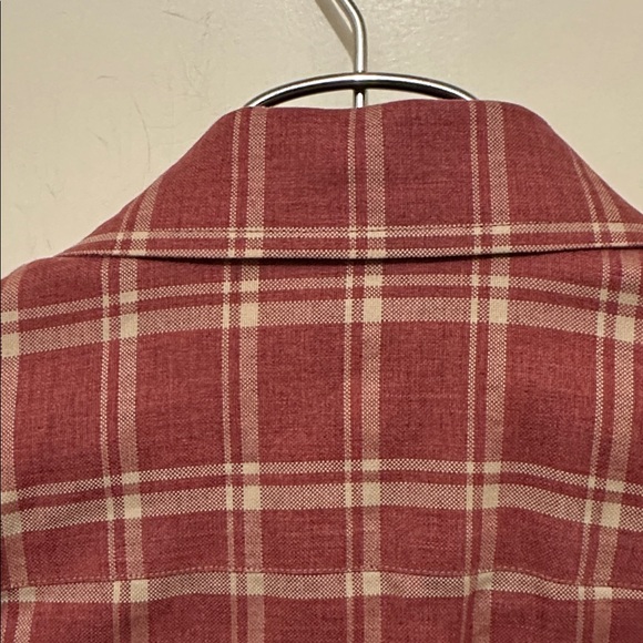 UNTUCKit (M) - Picture 13 of 15